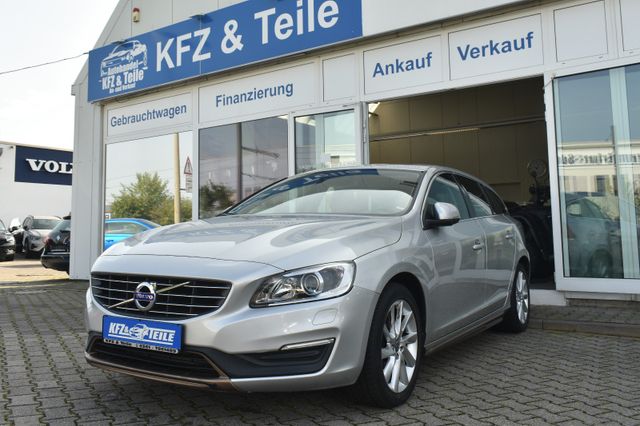 Volvo V60 Kombi Klimaauto Bi-Xenon Shz 8xAlu Automatik