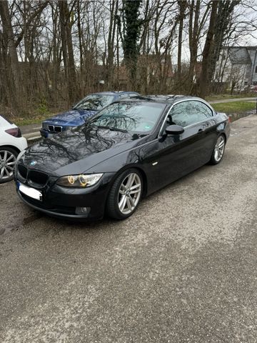 BMW 320i Cabrio - Vollausstattung 