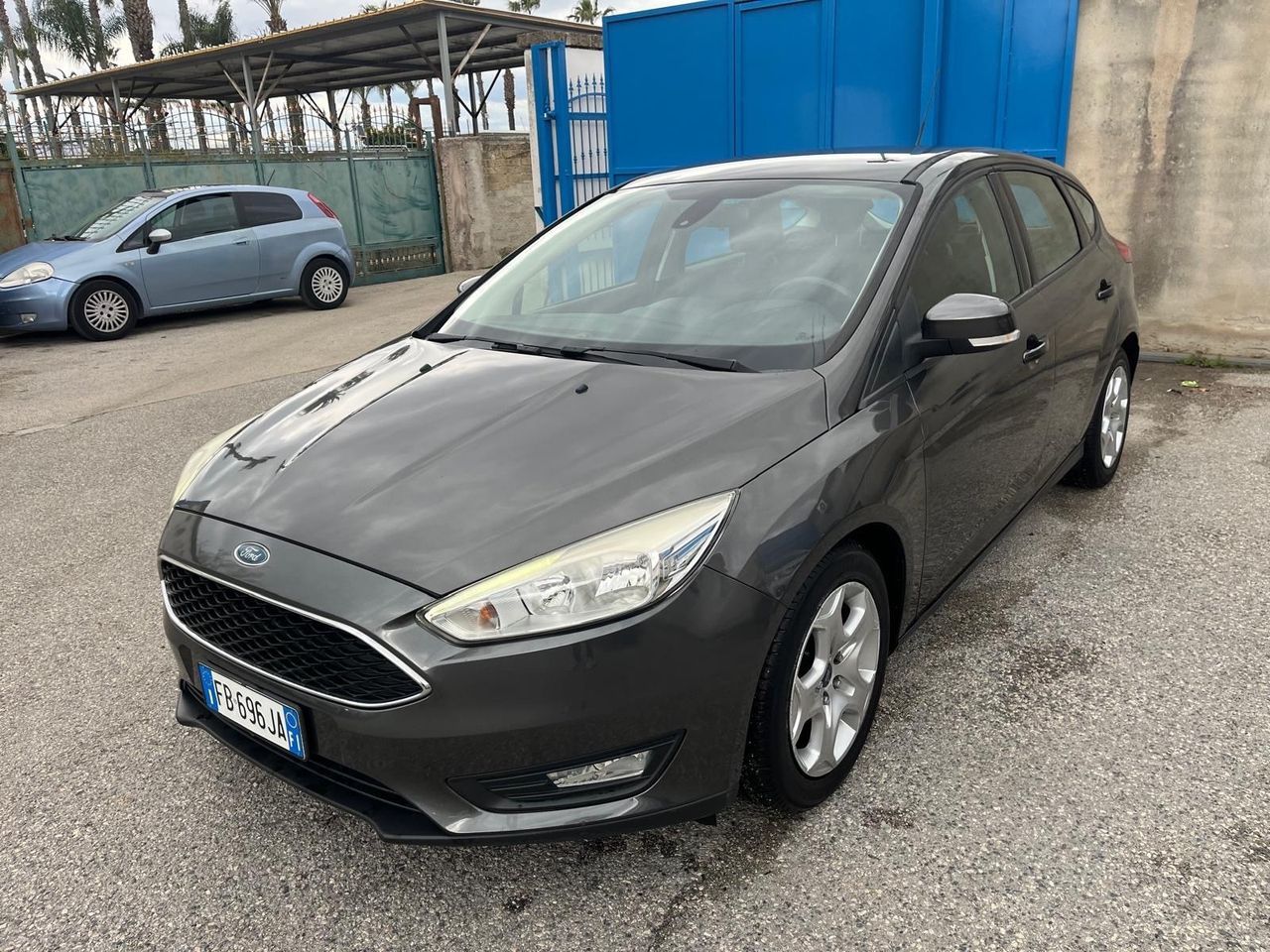 Ford Focus - 1