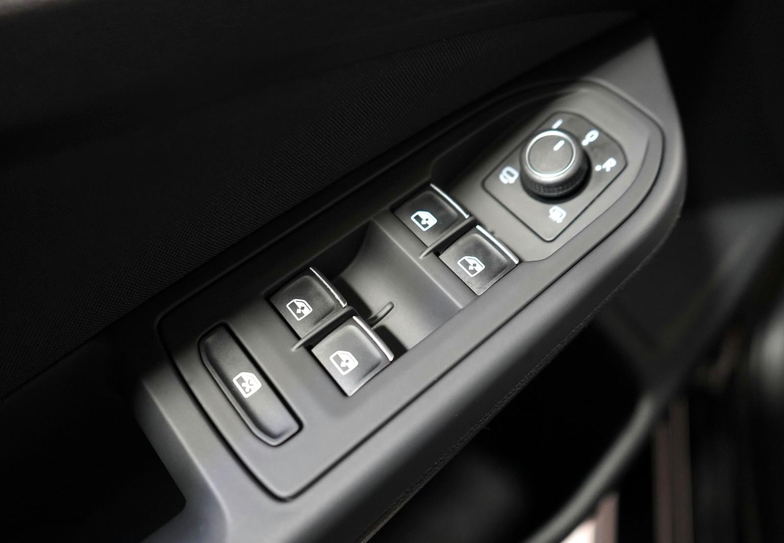 Volkswagen Golf VIII 2.0 TDI Life*HUD*ACC*AHK*CAM*1.HD, миниатюра 24