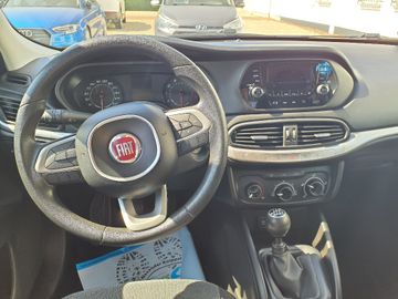 Bild 5 Fiat Tipo 1.4 Hatchback Street - KLIMA,T.OMAT