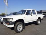 Toyota 4 Runner/Hilux Hilux 2.4 diesel 4 POSTI A - Toyota Gebrauchtwagen von 1995