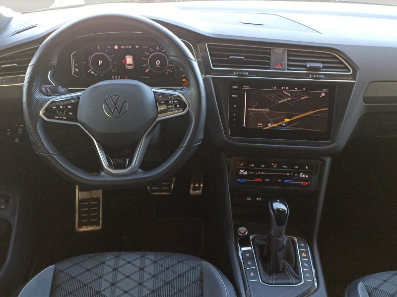 Fahrzeugabbildung Volkswagen Tiguan 1.4 TSI eHybrid R-Line  AHK+MATRIX-LED+NA