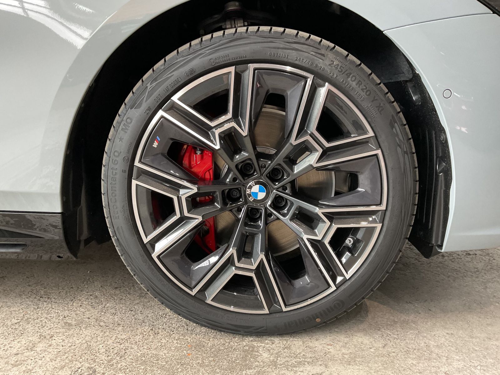 Fahrzeugeinzelansicht 16 Fahrzeugabbildung BMW i5 xDrive40 |Sitzbelüftung |elektr. Sitzverst. v