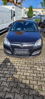 Opel Astra OPC Benziner mit Flüssigas - Opel Astra aus 2006: Opc