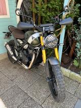 Triumph Scrambler 400 X