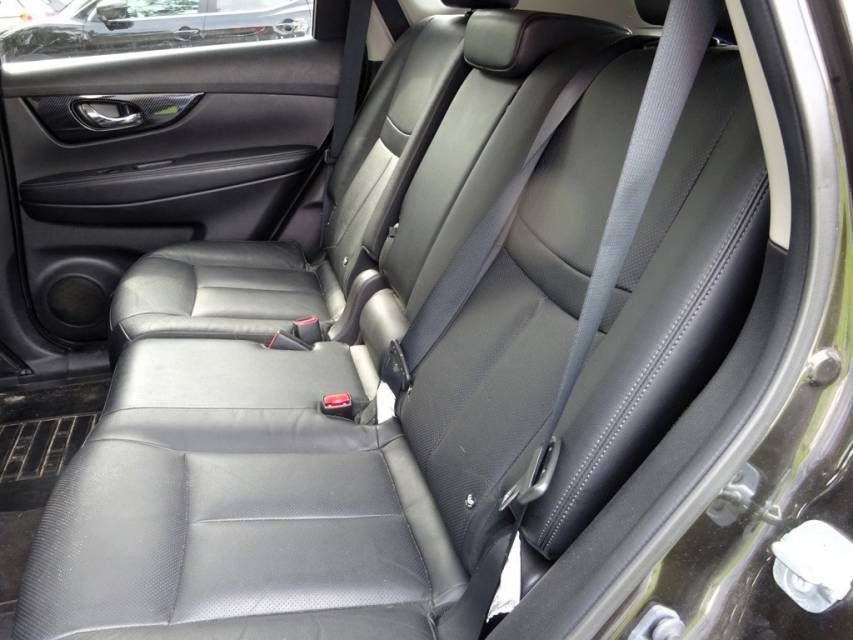 Fahrzeugabbildung Nissan X-Trail 2,0 dCi  Automatik  Tekna 4*4 AHK