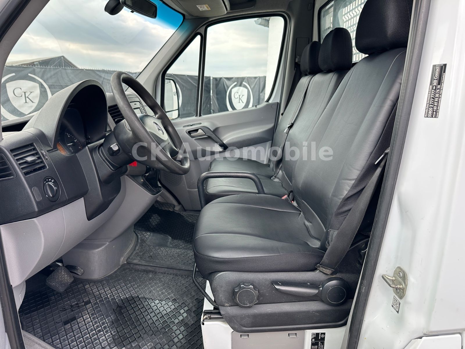 Fahrzeugabbildung Mercedes-Benz Sprinter II 316 CDI Pritsche Maxi Autom/AHK 3.5T
