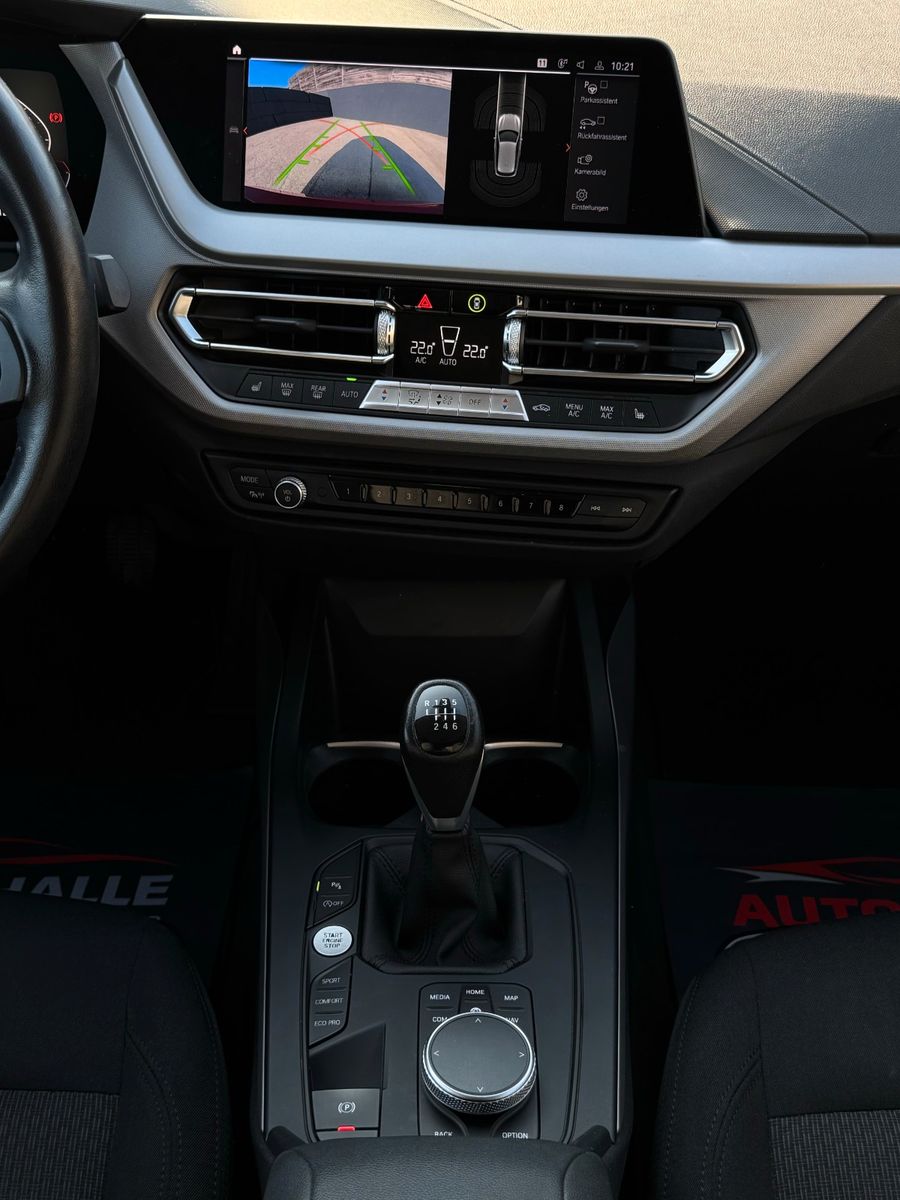 Fahrzeugabbildung BMW 118i Advantage Kamera CarPlay LC Prof. LHZ SHZ