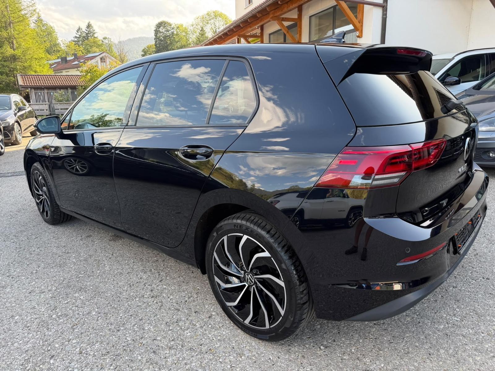 Volkswagen Golf VIII Limousine 2.0Ltr-85kW(116PS) TDI Life, миниатюра 17
