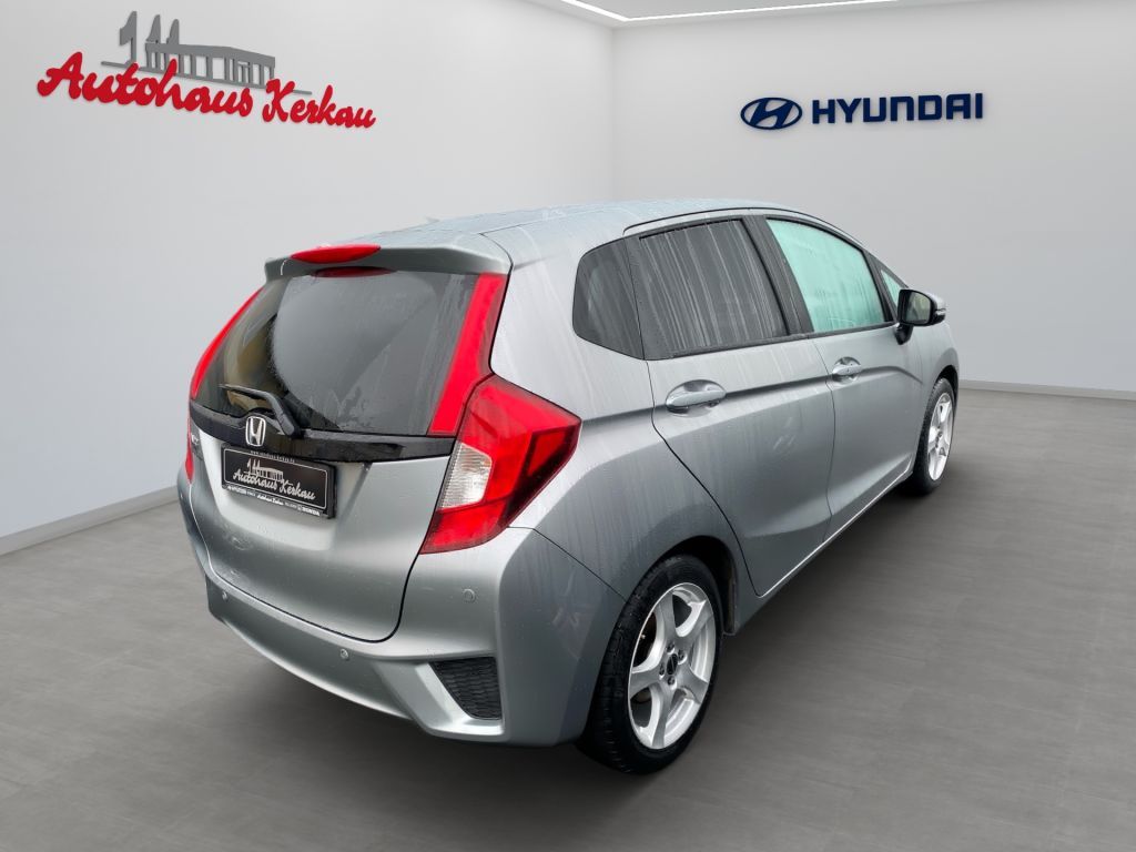 Fahrzeugabbildung Honda Jazz 1.3 i-VTEC CVT Elegance