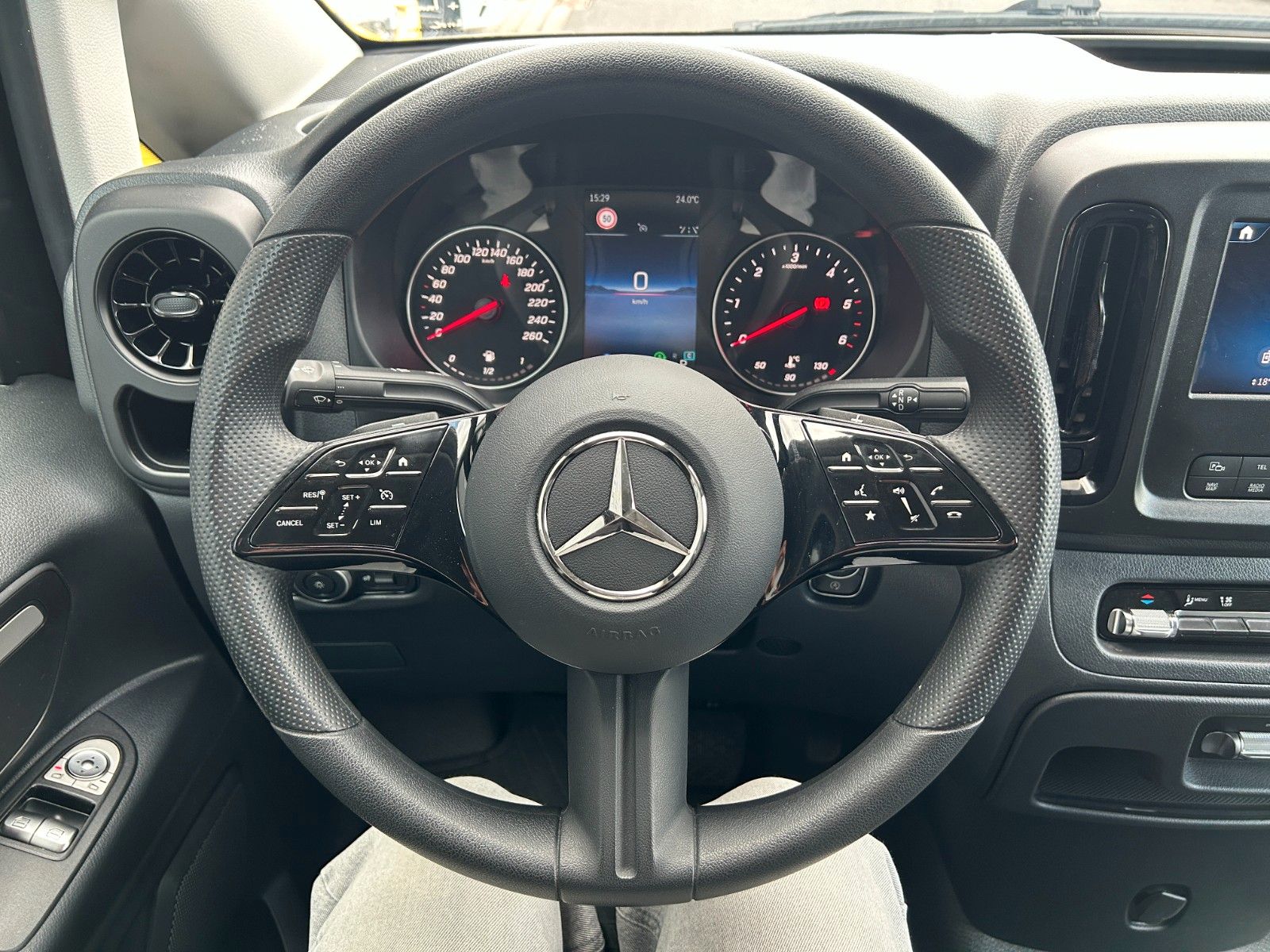 Fahrzeugabbildung Mercedes-Benz Vito 116 CDI 9G Extral Klima Kamera MULTIBEAM