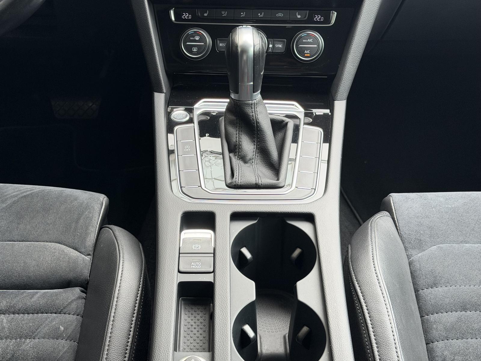 Volkswagen Passat Highline LED ACC Virtual Massage RüKamera