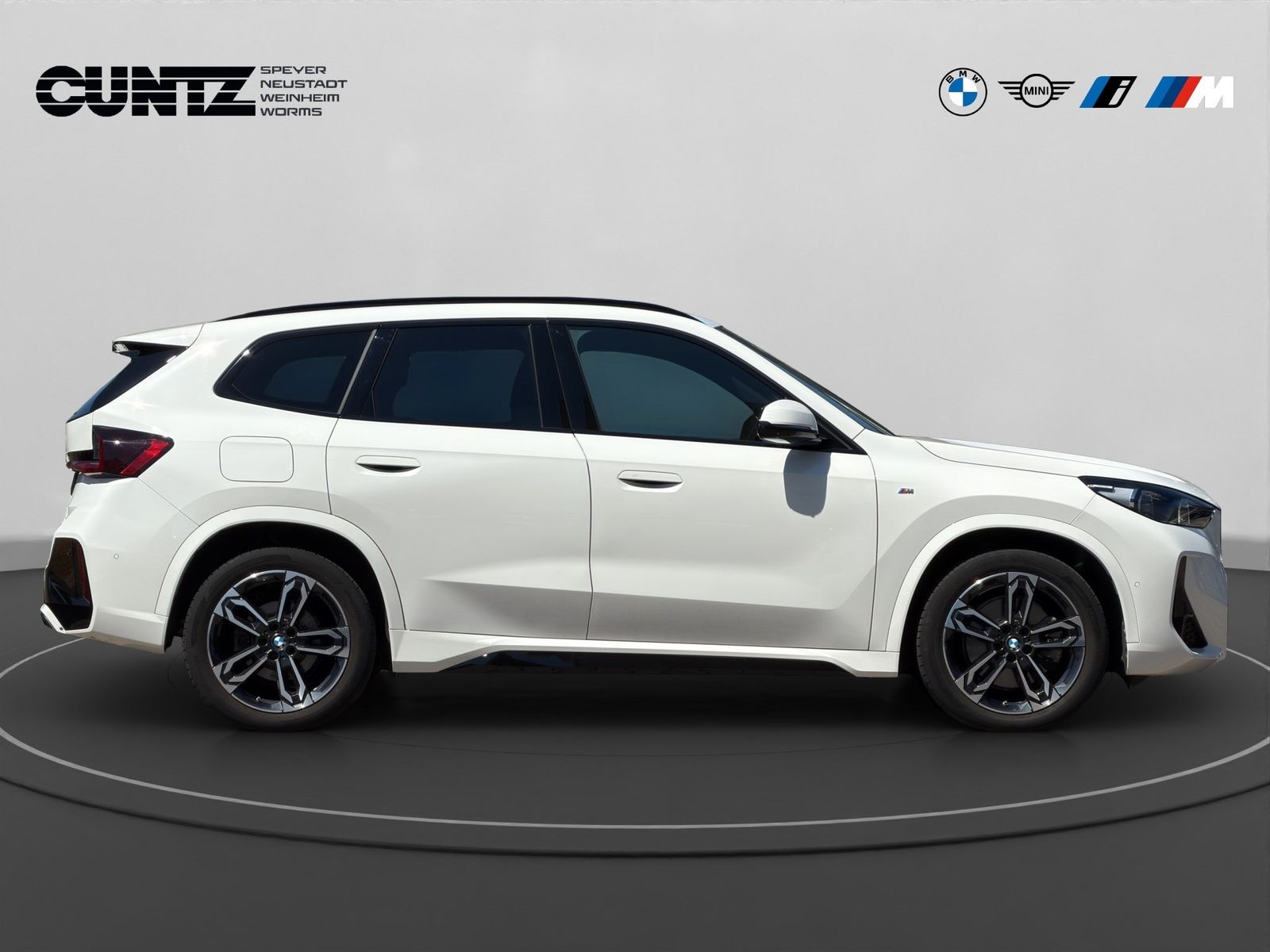BMW X1 xDrive23i M Sport Harman Kardon Head-Up Parki foto 5
