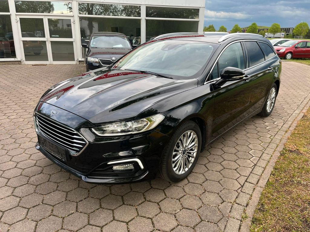 FORD Mondeo 2,0 140 KW Titanium Allrad 1-Hand LED - Bild 3