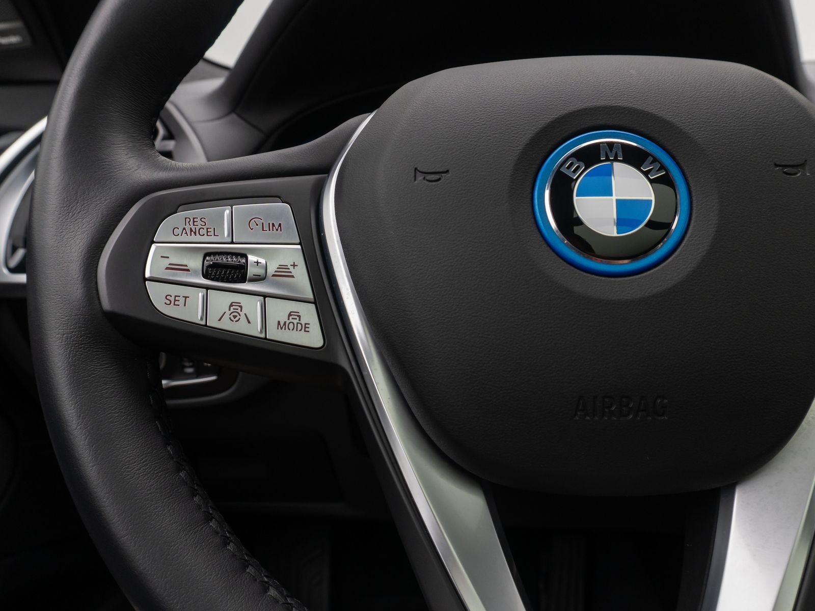 Fahrzeugabbildung BMW iX3 IMPRESSIVE HUD 360°DAB H/K 20Zoll Sport Alar