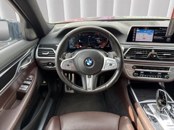 BMW 740 - 12