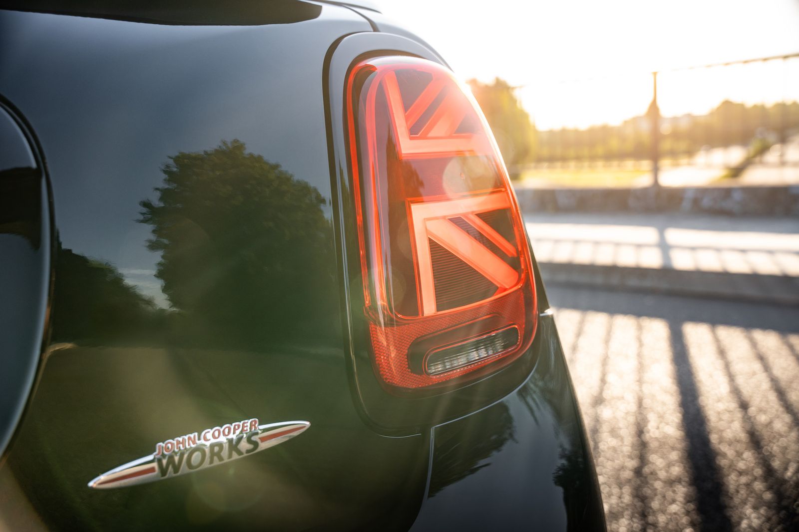 Fahrzeugabbildung MINI John Cooper Works Cabrio FACELIFT/AERO-PACK/LED