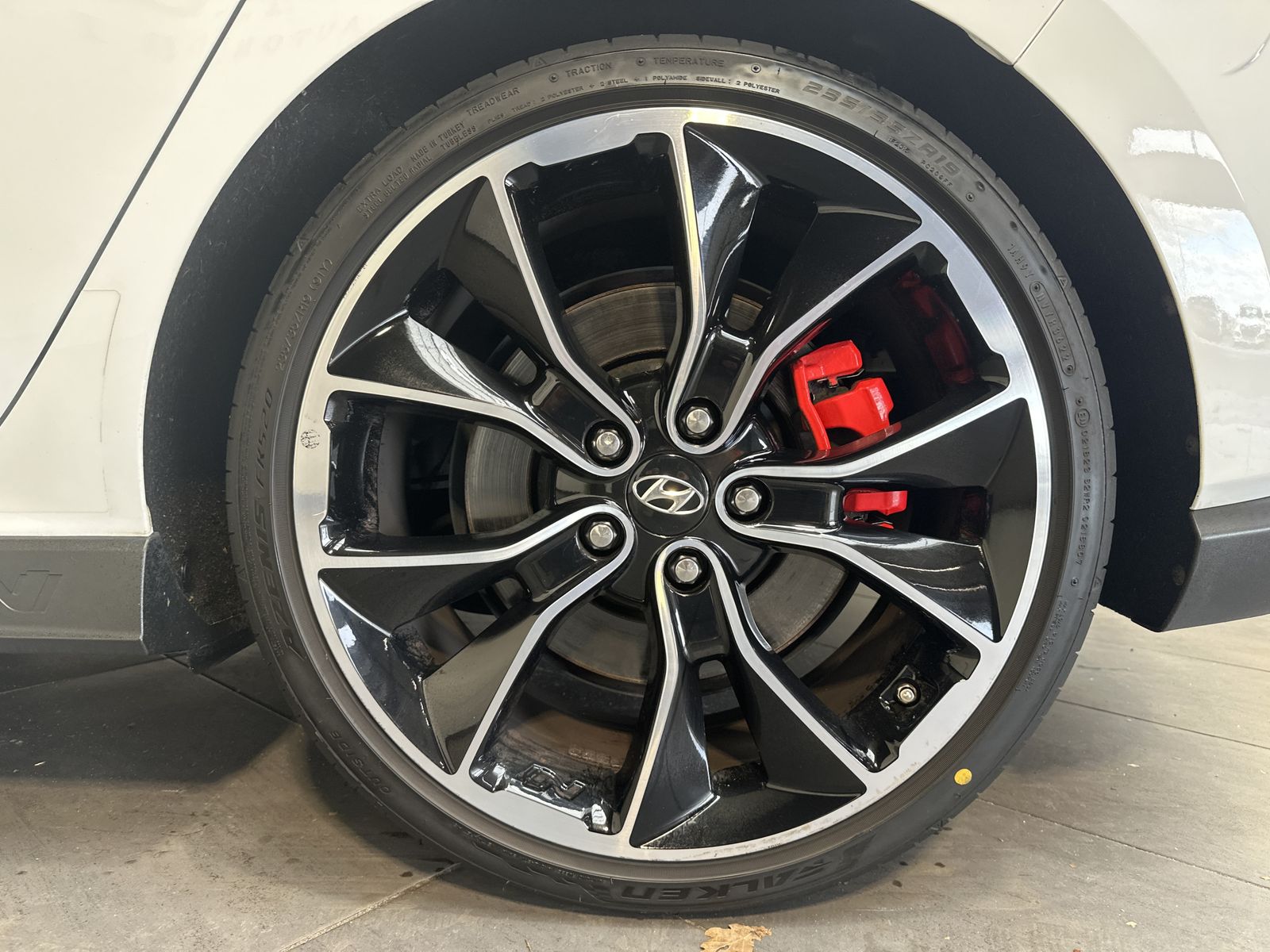 Fahrzeugabbildung Hyundai i30 N Performance NAV+LED+SHZ+KAMERA+TEMPO+2Hd