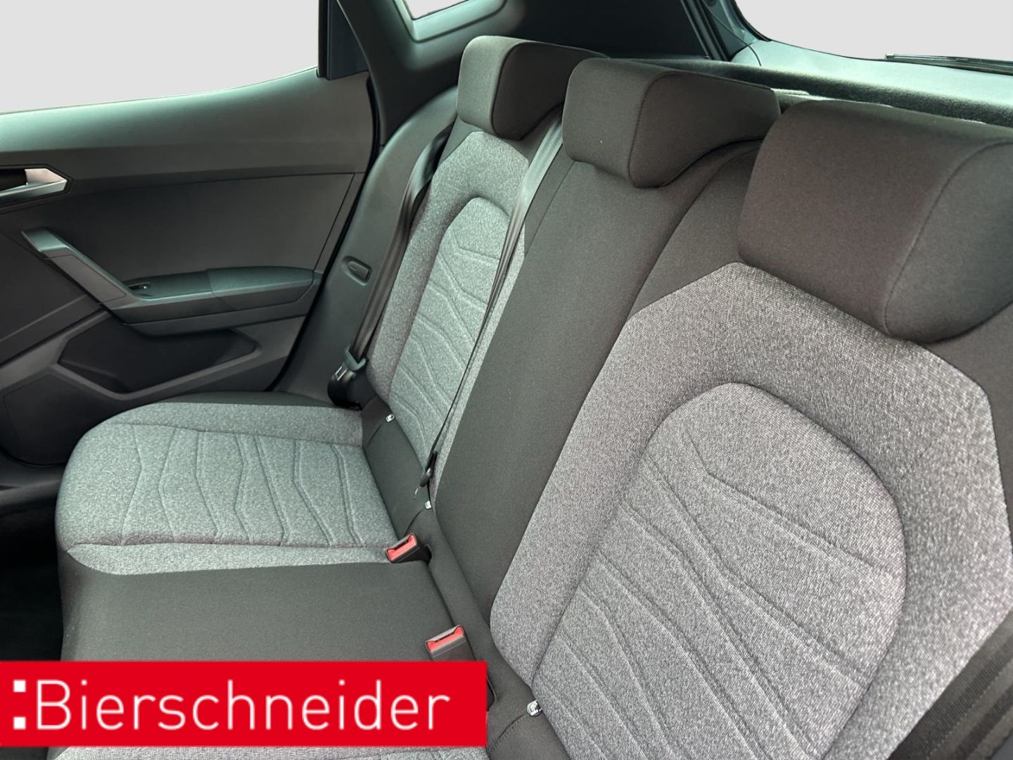 Seat Arona - Bild 25