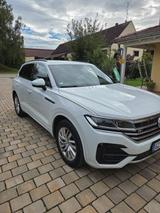 Volkswagen Touareg 3.0 V6 TDI 210kW 4MOTION Tiptronic - - gebrauchte VW Touareg aus dem Jahr 2018