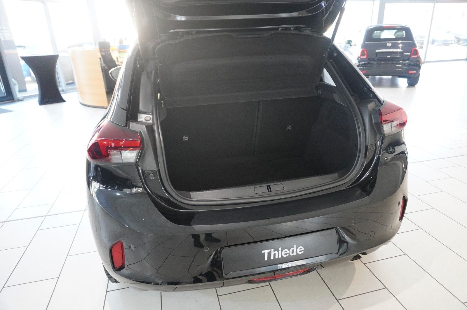 Fahrzeugabbildung Opel Corsa F 1.2 ELEGANCE NAVI/LED/KAMERA/SPORT/VIRT.