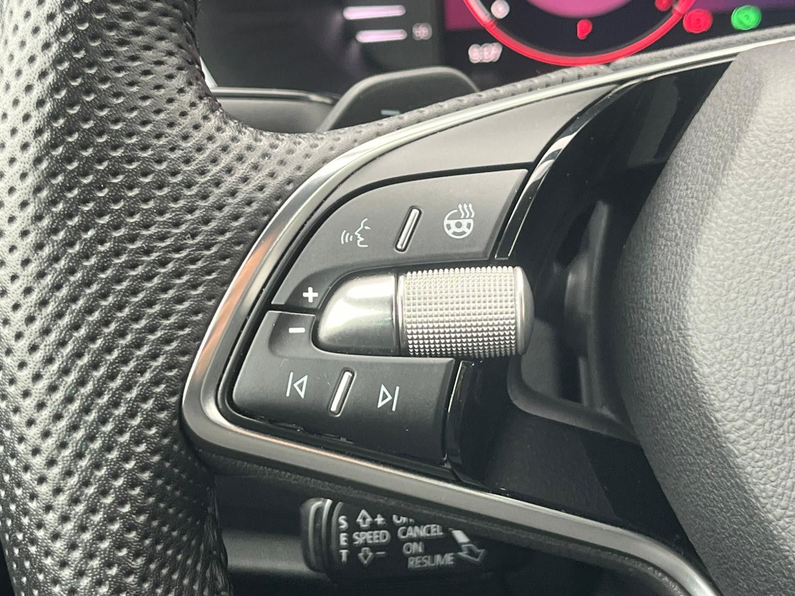 Fahrzeugabbildung SKODA Octavia 2.0 TDI Sportline DSG MATRIX*WINTER*5J.G