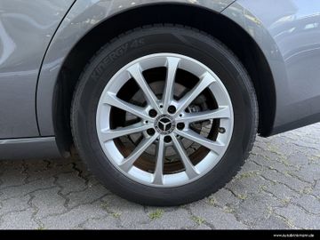 Mercedes CLA 180 Shooting Brake - 9
