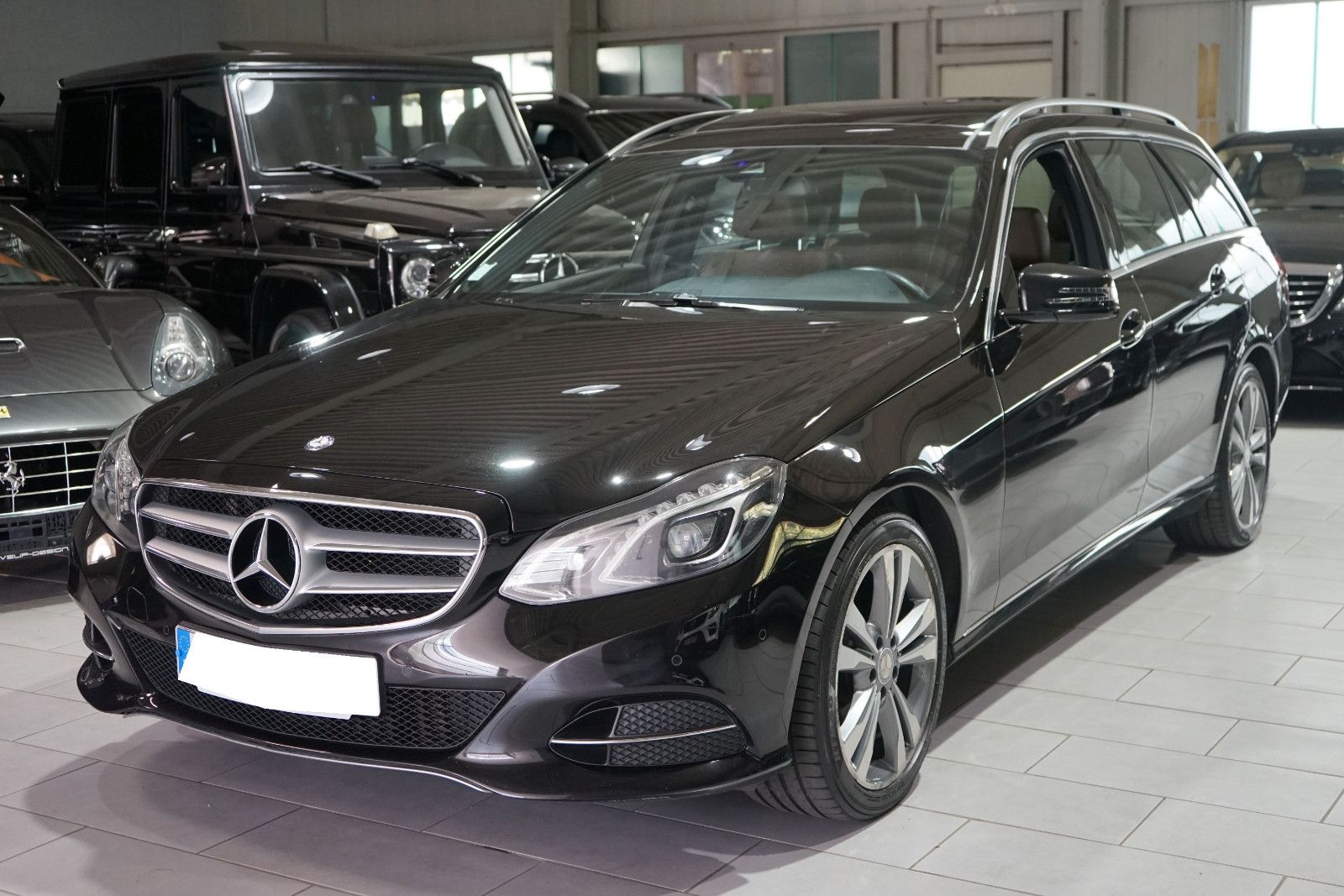 Mercedes E 300 - 1