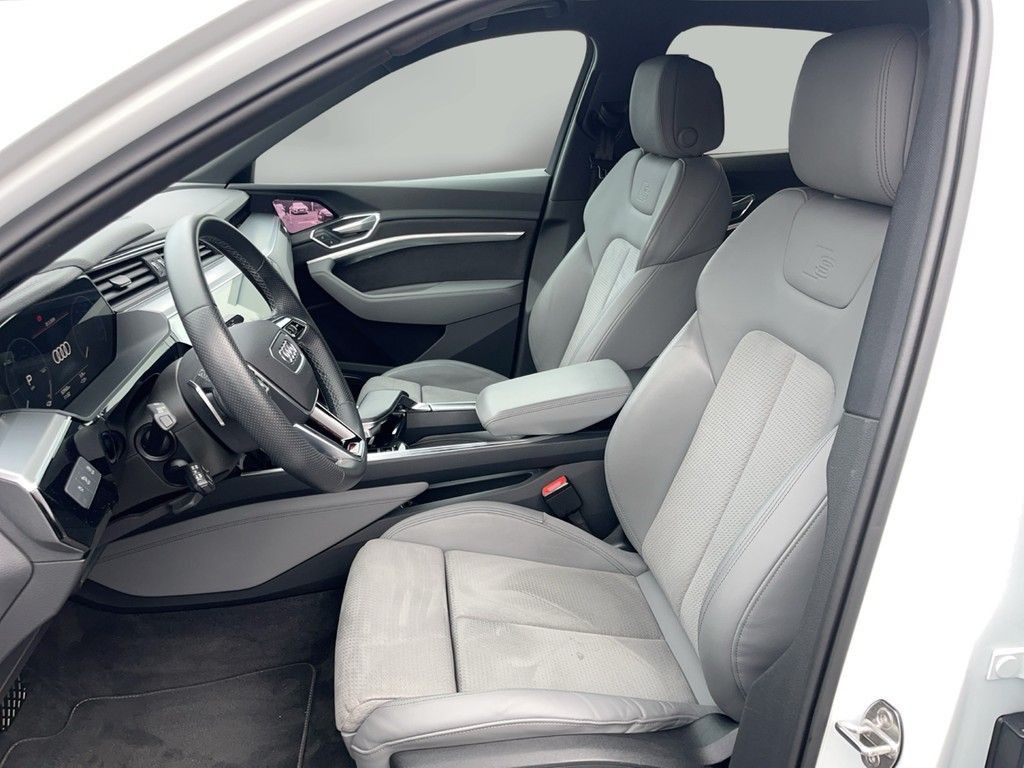 Audi e-tron - Bild 13