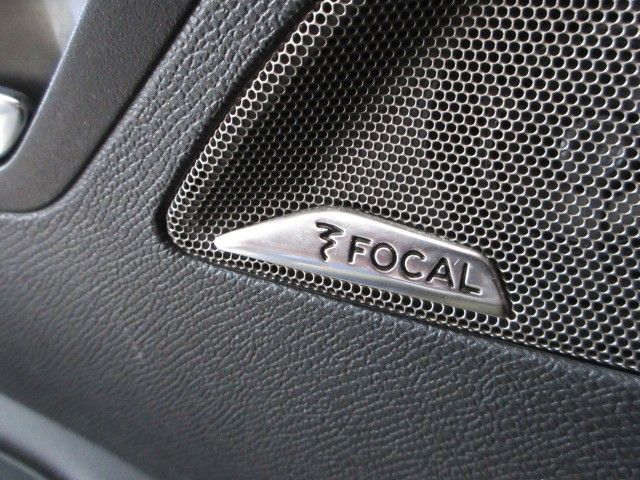 Fahrzeugabbildung Peugeot 5008 GT 1.2T LED/NAVI/SHZ/PDC/R´CAM/7-SITZ/LEDER