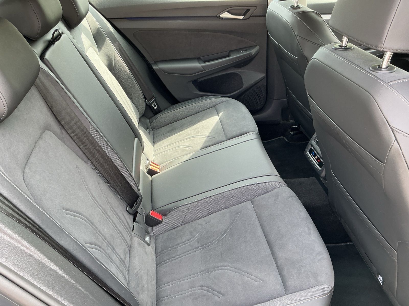 Volkswagen Golf - Bild 16