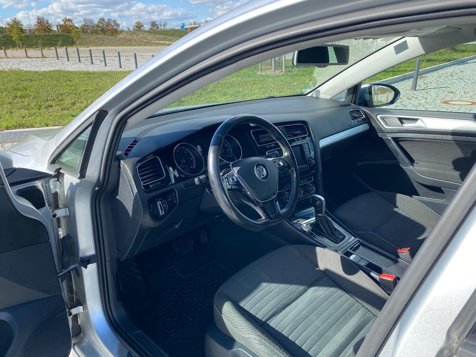 Volkswagen Golf 2015 — photo 12