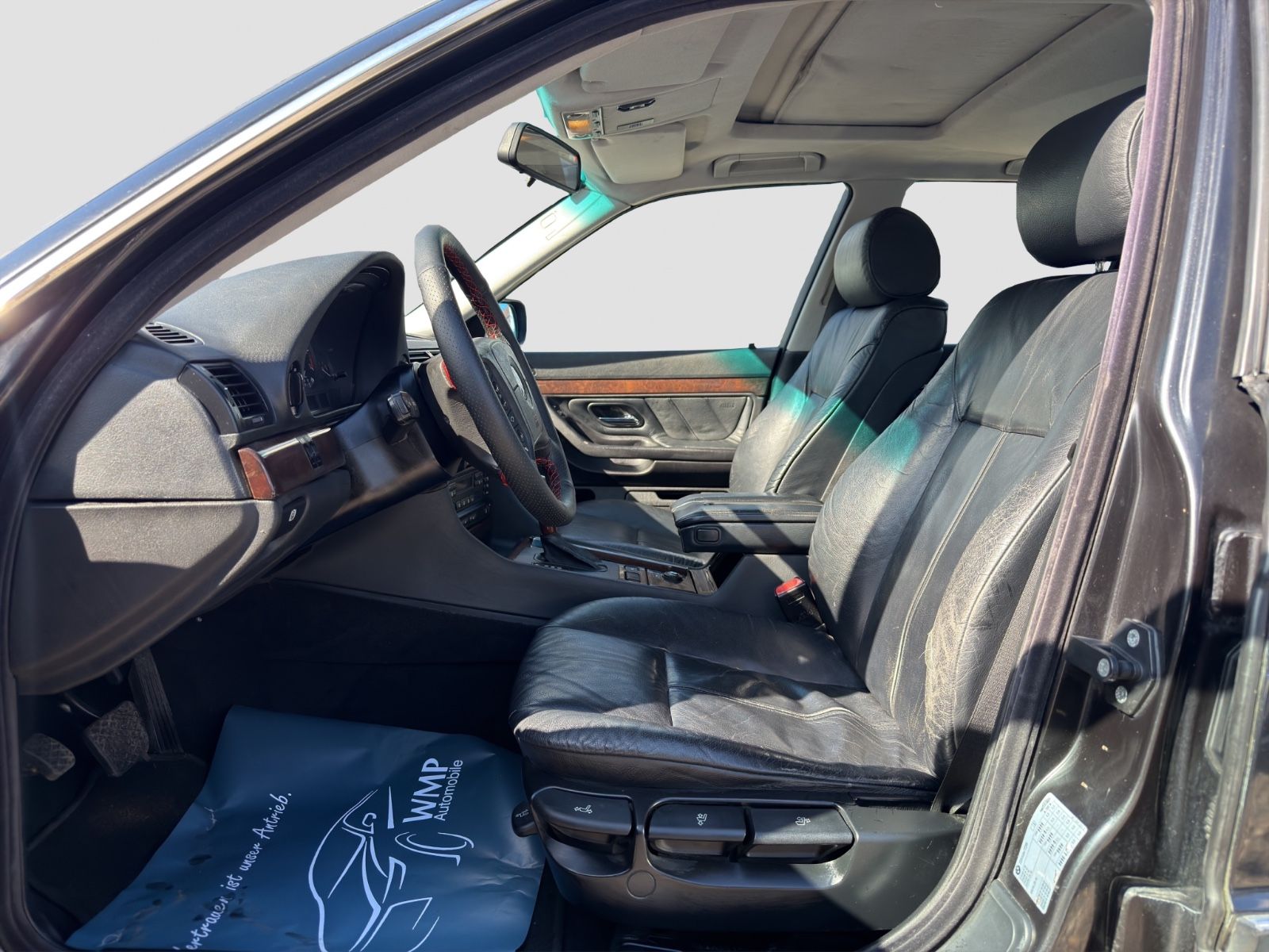 Fahrzeugabbildung BMW 728i A /Klimaautom./Kamera/PDC/TÜV/Leder