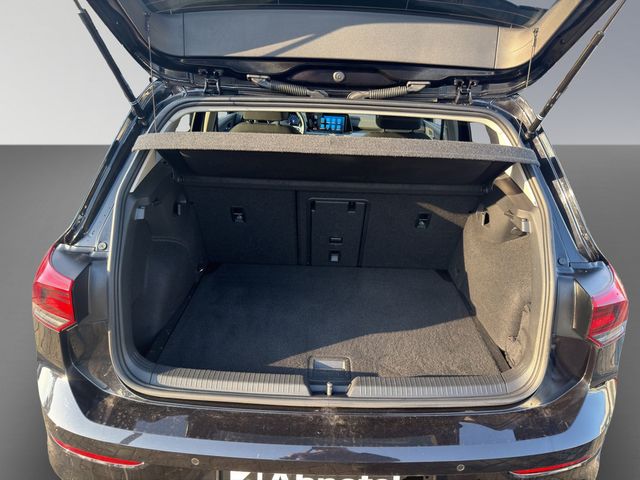 Golf VIII Active 2.0 TDI DSG SHZ NAVI ACC LED