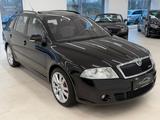 Skoda Octavia Combi RS Navi T-Leder Xenon 1Hand AHK - Skoda Octavia aus 2006: Combi