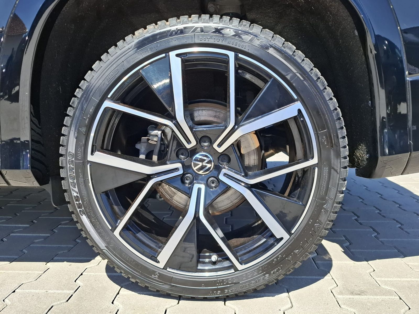 Fahrzeugabbildung Volkswagen Tayron 2.0 TDI 4M R-Line 7S*LEDER*PANO*HUD*AHK