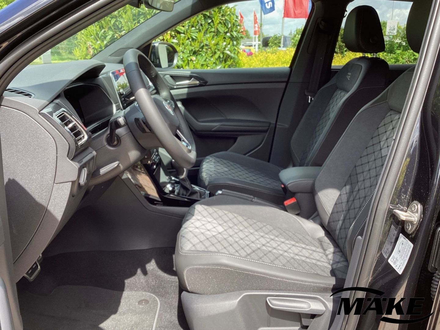 T-Cross R-Line 1.0 TSI DSG ACC APP IQ.L PDC 18''