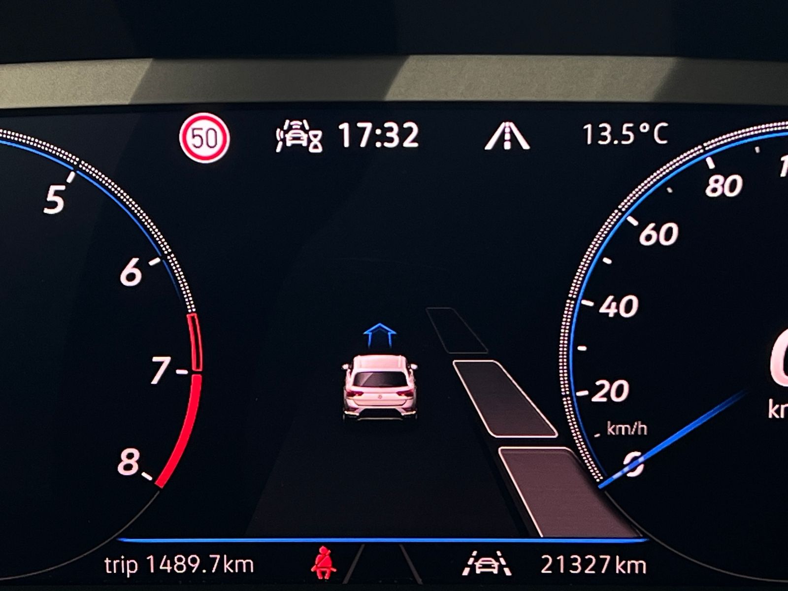 Fahrzeugabbildung Volkswagen T-Roc 1.0 TSI R-Line *AHK, LED-Plus, ACC, Panora