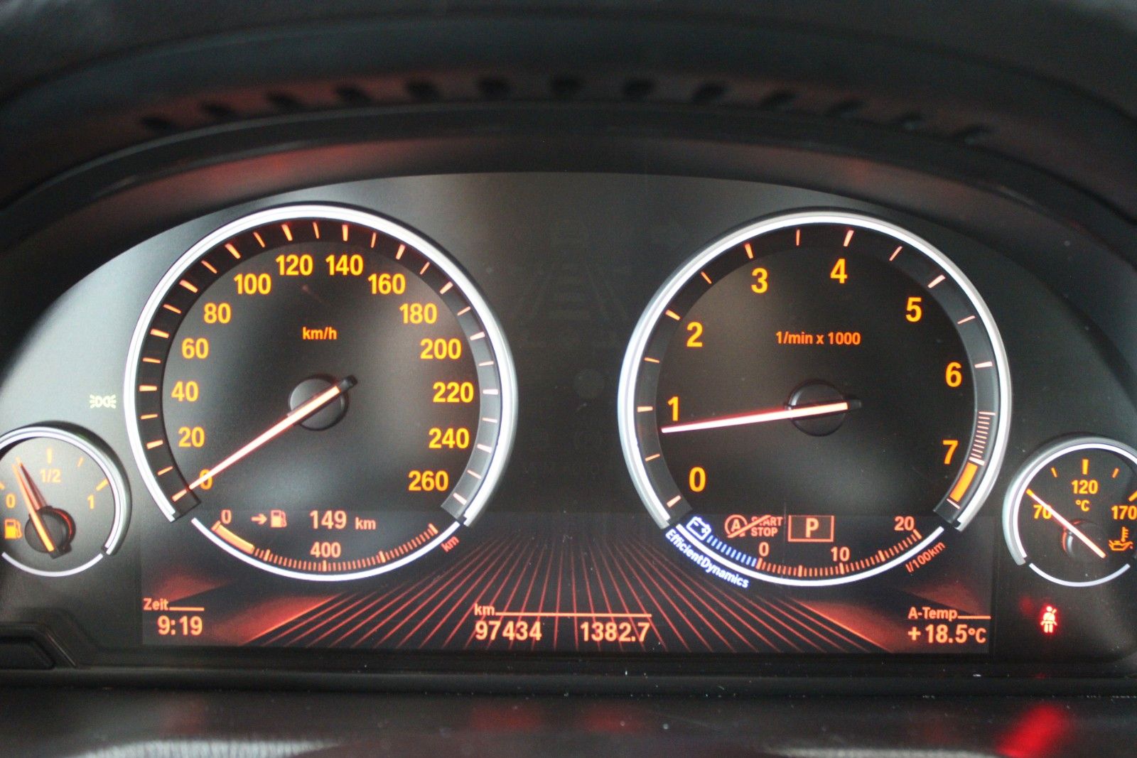 Fahrzeugabbildung BMW X3 xDrive28i xLine Aut. AHK HUD LEDER STDHZ uvm.