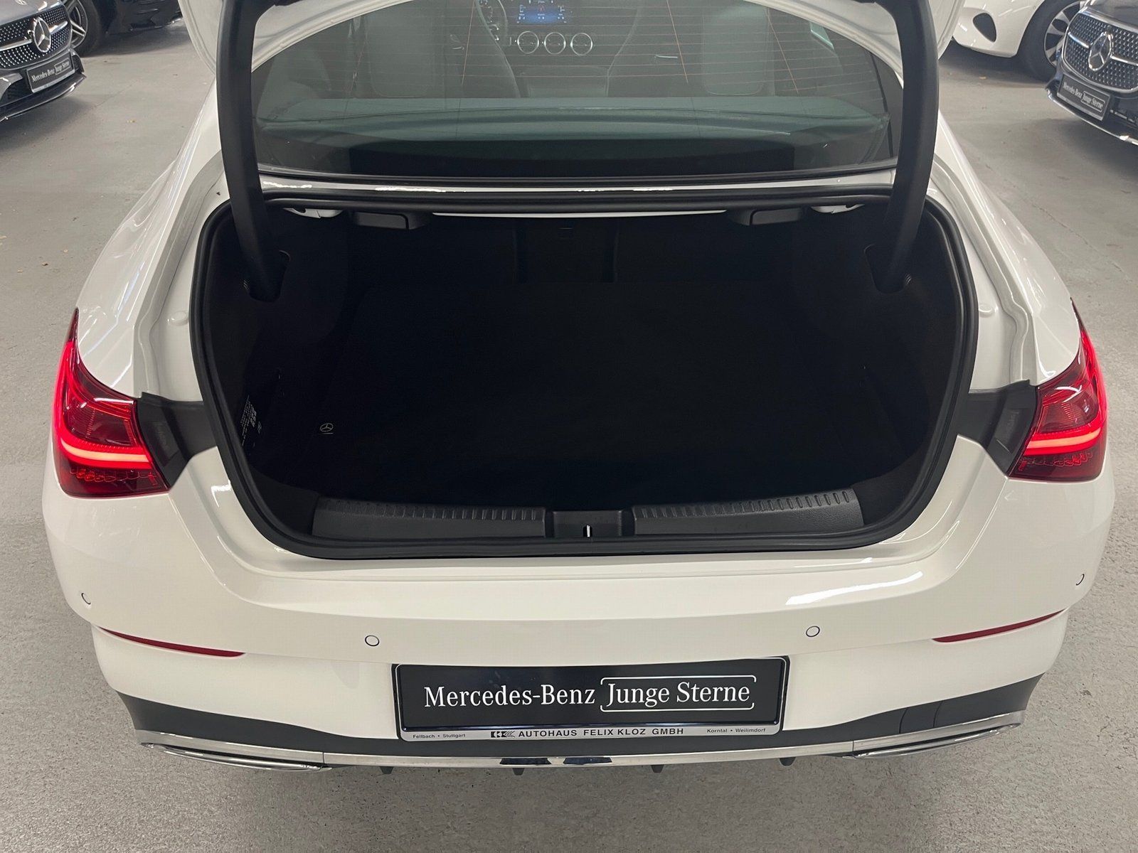 Fahrzeugabbildung Mercedes-Benz CLA 200 AMG Plus*HUD*Pano*360°*MultiBeam*Memory*