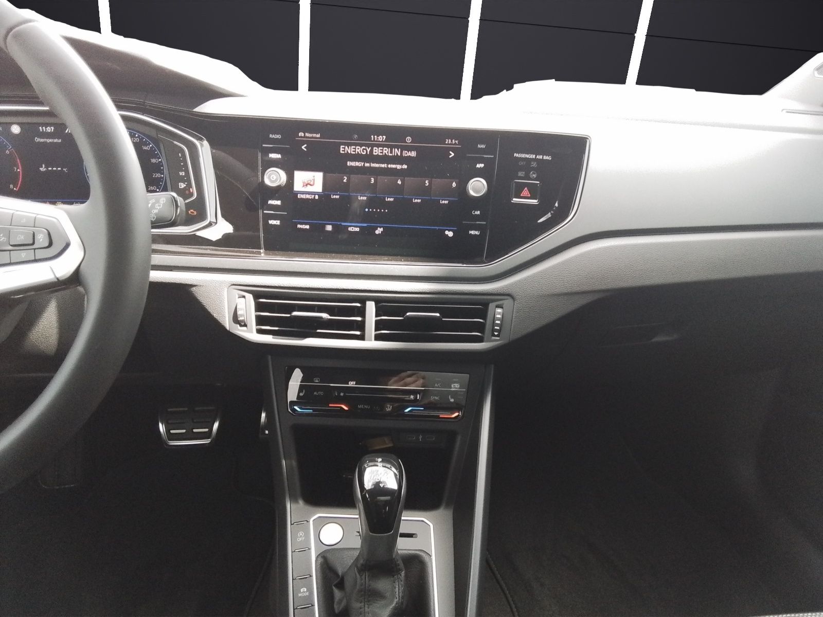 Fahrzeugabbildung Volkswagen Polo R-Line DSG NAVI LED AppConnect
