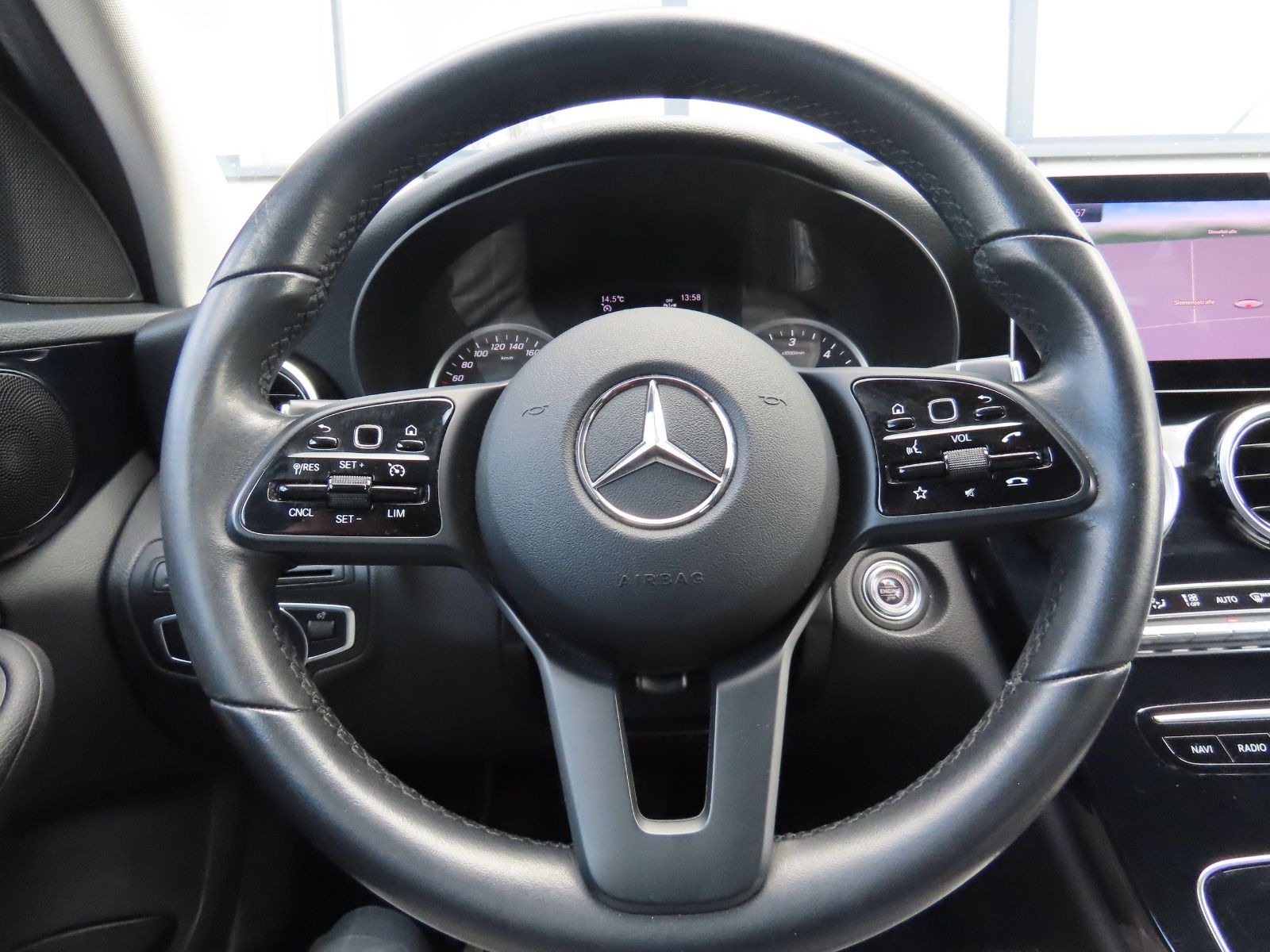 Mercedes-Benz C 220d Autom. Leder Sitzheizung Klimaauto. Navi foto 17