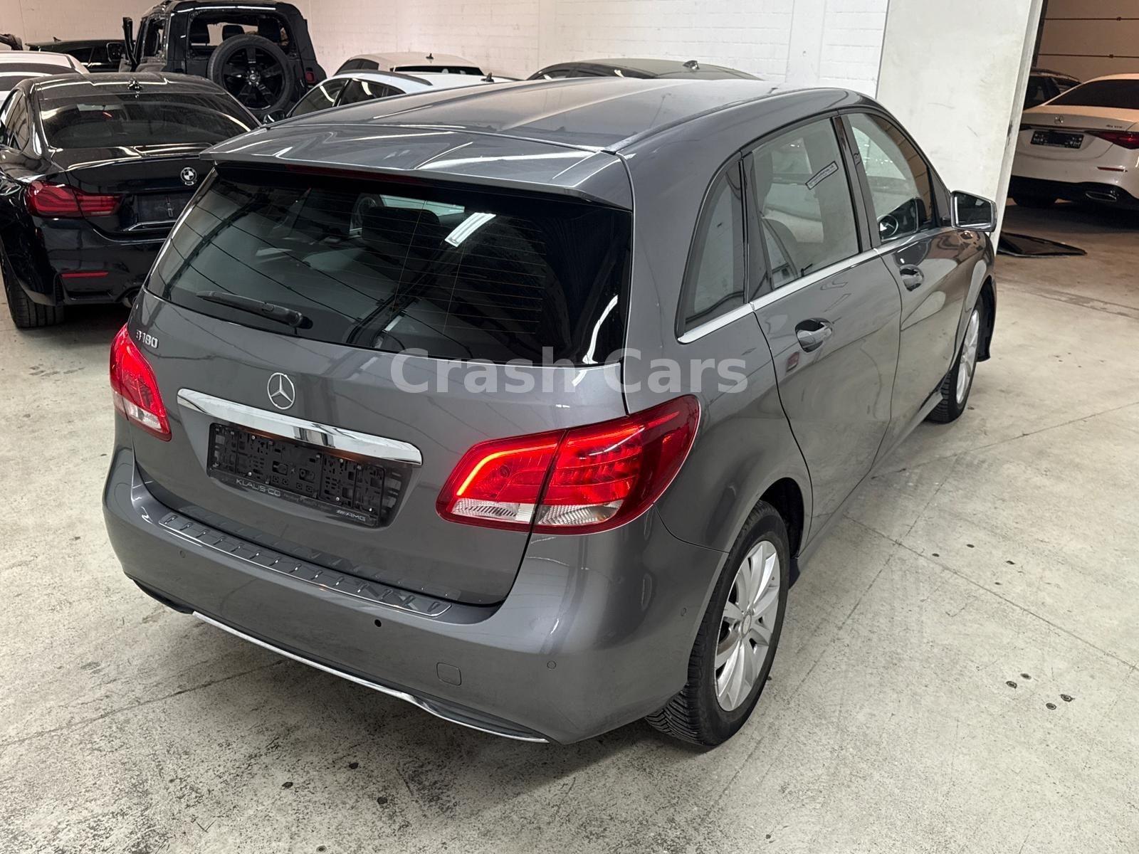 Mercedes-Benz B180 7G DCT Style*Leder*Navi*Tempomat*