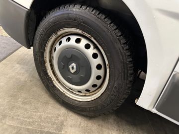 Renault Trafic Combi L1H1 2,7t  verglast*9- Sitzer*AHK*