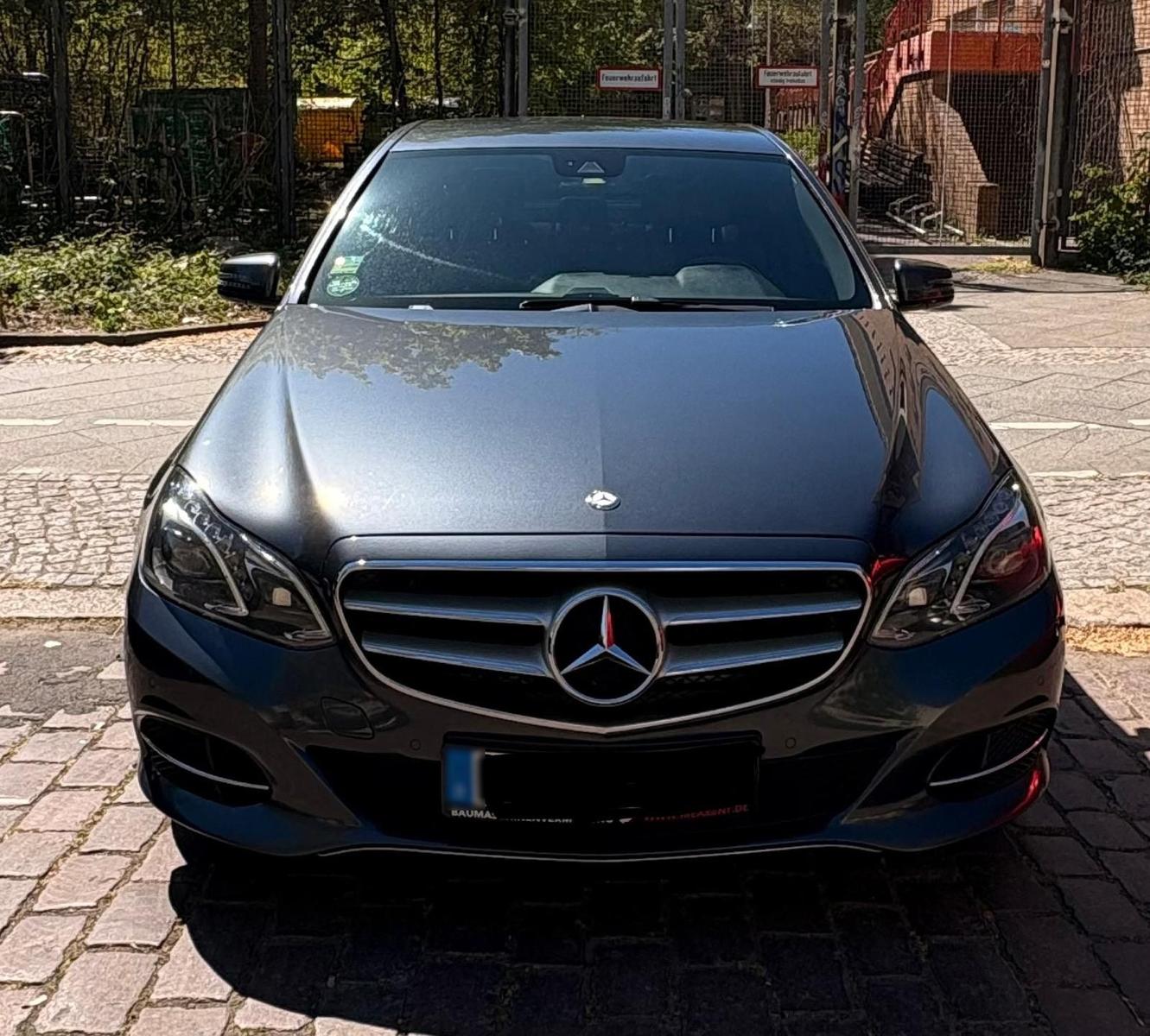 Mercedes-Benz E 220