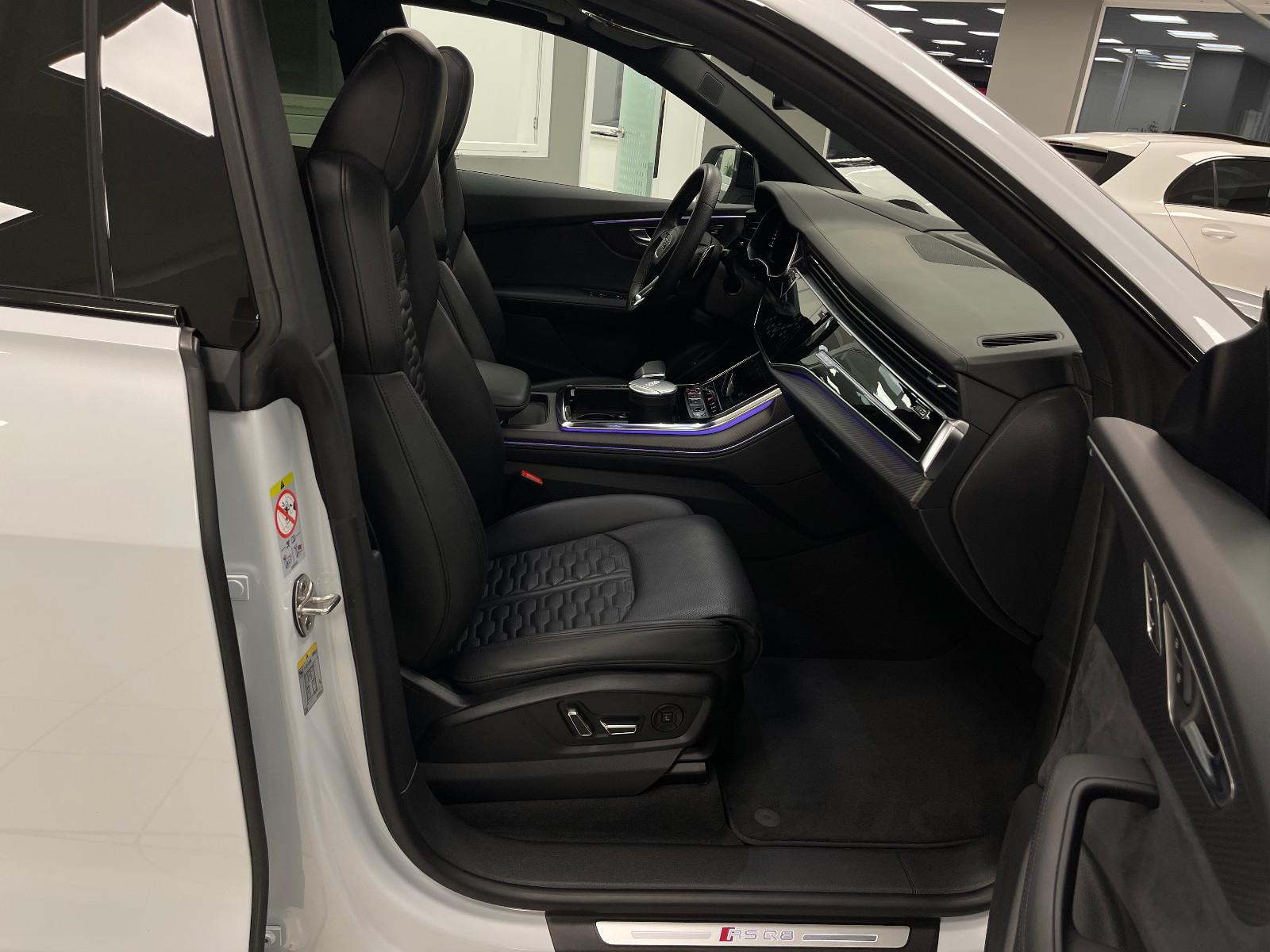 Audi RSQ8 | Voll | Suzuka | Dynamik+ | Soft | Massage