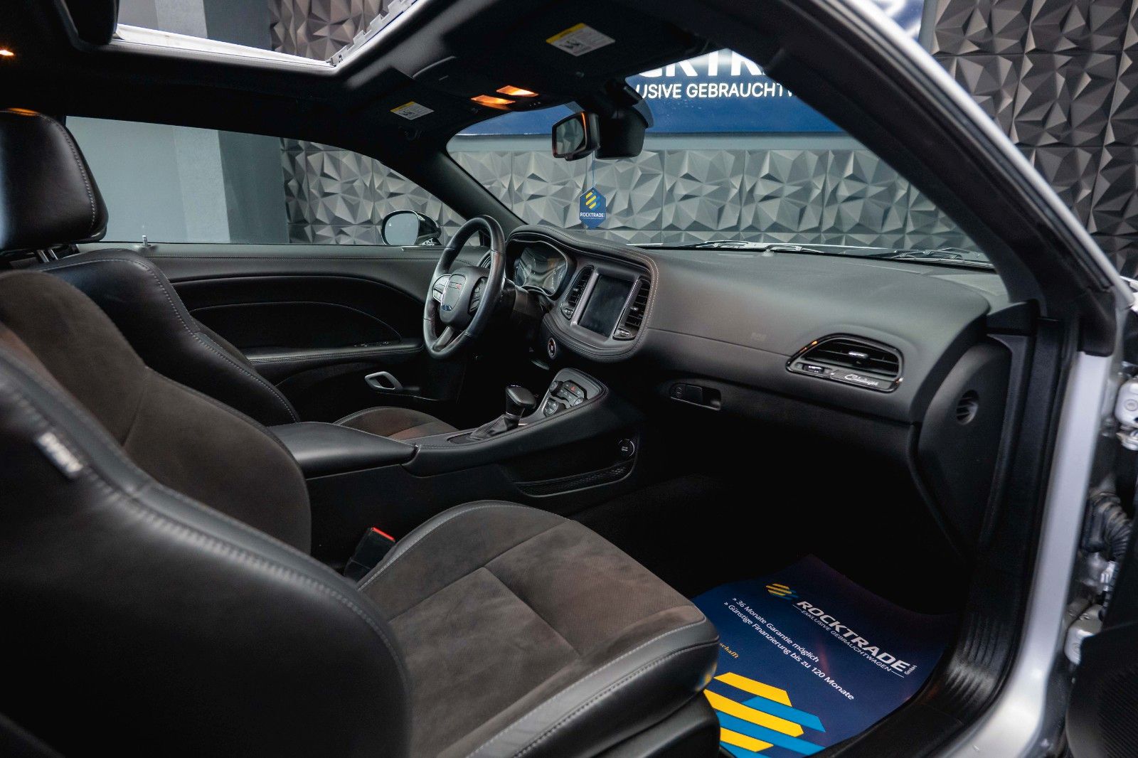 Fahrzeugabbildung Dodge Challenger 5.7 V8 R/T+ SRT WIDE BODY *LED*3tkm*