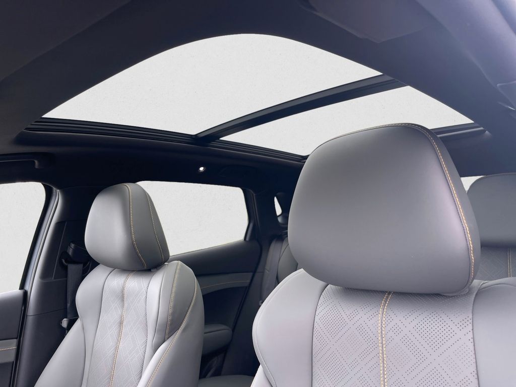 BYD ATTO 3 Evo Excellence Allrad HUD Panoramadach - Bild 9