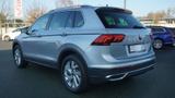 Volkswagen Tiguan 2.0 TDI Elegance LED Navi Sitzheizung ACC - mit Diesel-Antrieb: Abstandswarner, Geländewagen